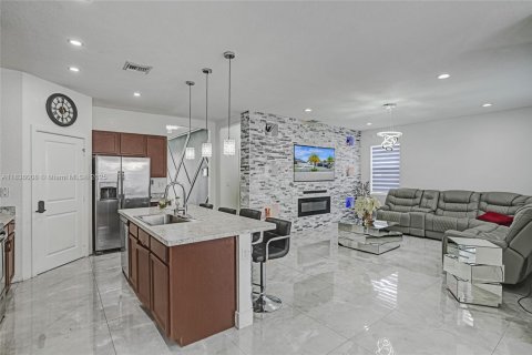 House in Homestead, Florida 3 bedrooms, 156.54 sq.m. № 1819685 - photo 15