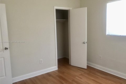 Copropriété à louer à Miami, Floride: 2 chambres, 60.39 m2 № 2051522 - photo 9