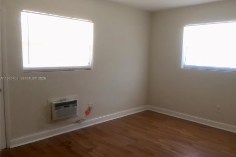 Copropriété à louer à Miami, Floride: 2 chambres, 60.39 m2 № 2051522 - photo 6