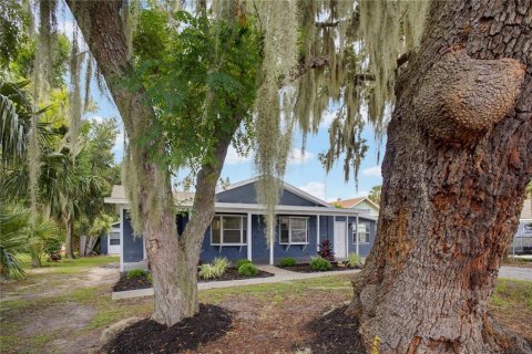 Casa en venta en Eustis, Florida, 3 dormitorios, 192.96 m2 № 2363365 - foto 7