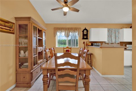 Touwnhouse à vendre à Miami, Floride: 3 chambres, 104.98 m2 № 1849116 - photo 14