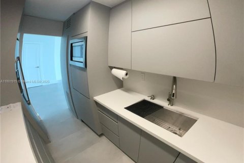 Condominio en venta en North Bay Village, Florida, 1 dormitorio, 87.33 m2 № 1761831 - foto 14