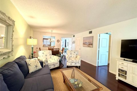 Copropriété à louer à Sarasota, Floride: 2 chambres, 98.94 m2 № 1823159 - photo 12