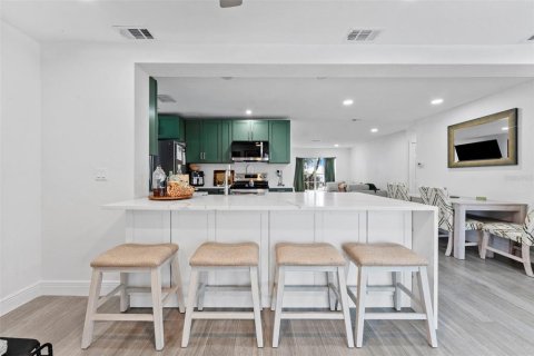 Villa ou maison à vendre à Oldsmar, Floride: 3 chambres, 142.42 m2 № 2405580 - photo 16