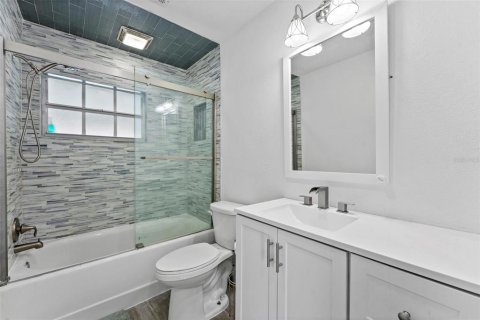 Villa ou maison à vendre à Oldsmar, Floride: 3 chambres, 142.42 m2 № 2405580 - photo 29