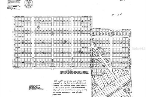 House in Tampa, Florida 2 bedrooms, 69.58 sq.m. № 2198310 - photo 17