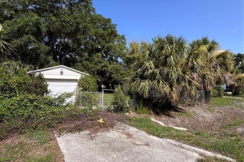 House in Tampa, Florida 2 bedrooms, 69.58 sq.m. № 2198310 - photo 9