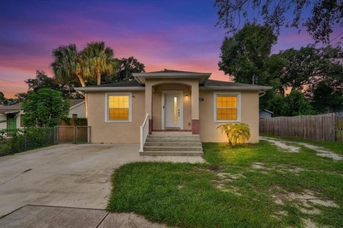Casa en Tampa, Florida 3 dormitorios, 125.14 m2 № 2167068