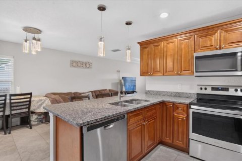 Casa en venta en Tampa, Florida, 3 dormitorios, 125.14 m2 № 2167068 - foto 7