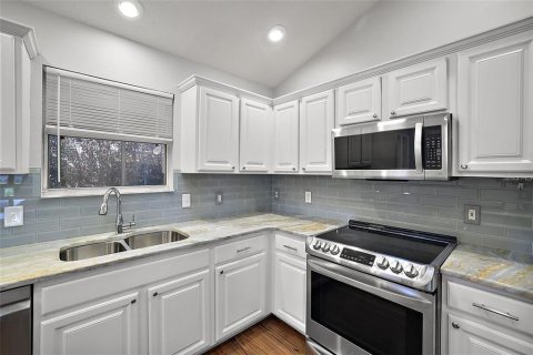 Casa en venta en The Villages, Florida, 3 dormitorios, 141.86 m2 № 2096755 - foto 12