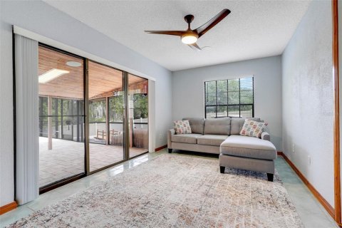 Casa en venta en Groveland, Florida, 4 dormitorios, 323.67 m2 № 1523458 - foto 22