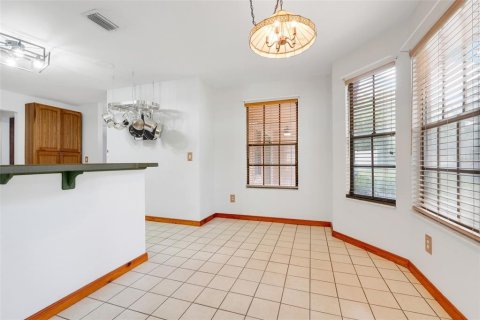 Casa en venta en Groveland, Florida, 4 dormitorios, 323.67 m2 № 1523458 - foto 28