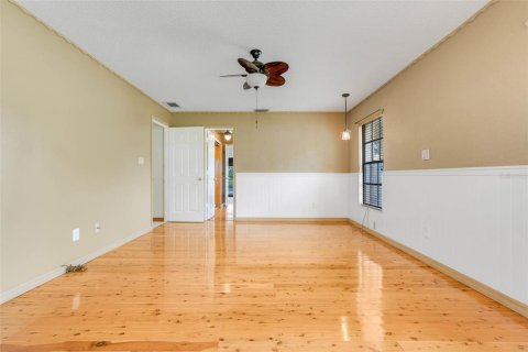 Casa en venta en Groveland, Florida, 4 dormitorios, 323.67 m2 № 1523458 - foto 18