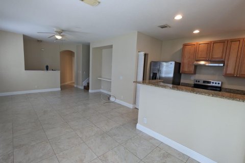 Townhouse in Riviera Beach, Florida 2 bedrooms, 111.39 sq.m. № 2261584 - photo 4
