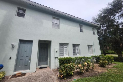 Townhouse in Riviera Beach, Florida 2 bedrooms, 111.39 sq.m. № 2261584 - photo 18
