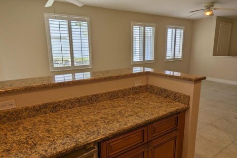 Townhouse in Riviera Beach, Florida 2 bedrooms, 111.39 sq.m. № 2261584 - photo 6