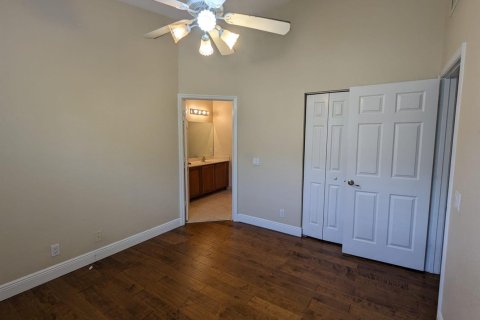 Townhouse in Riviera Beach, Florida 2 bedrooms, 111.39 sq.m. № 2261584 - photo 8