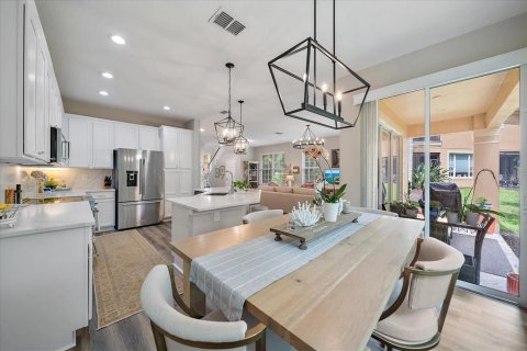 Townhouse in Sarasota, Florida 3 bedrooms, 197.05 sq.m. № 1819069 - photo 17