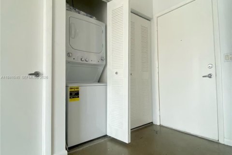 Снять в аренду кондоминиум в Майами, Флорида 1 спальня, 63.64м2, № 2000424 - фото 5