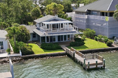 Casa en venta en Clearwater, Florida, 3 dormitorios, 231.14 m2 № 2095457 - foto 2