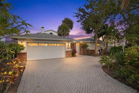 Casa en venta en Clearwater, Florida, 3 dormitorios, 231.14 m2 № 2095457 - foto 7