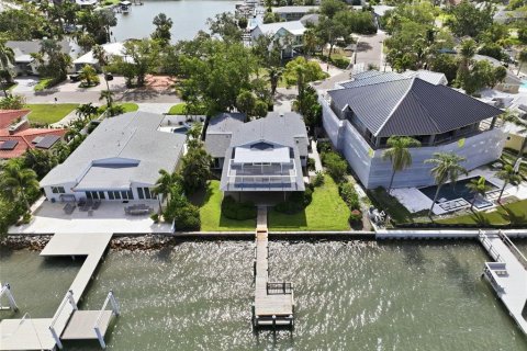 Casa en venta en Clearwater, Florida, 3 dormitorios, 231.14 m2 № 2095457 - foto 5