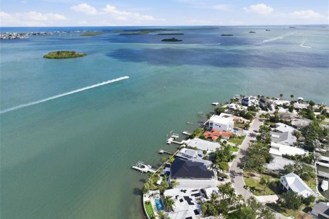 Casa en venta en Clearwater, Florida, 3 dormitorios, 231.14 m2 № 2095457 - foto 21