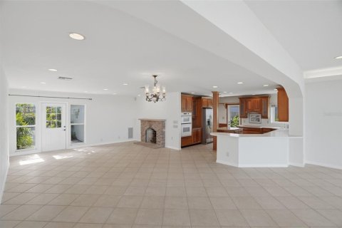 Casa en venta en Clearwater, Florida, 3 dormitorios, 231.14 m2 № 2095457 - foto 30