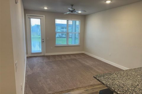 Appartement à louer à Mount Dora, Floride: 1 chambre, 80.92 m2 № 2404897 - photo 13