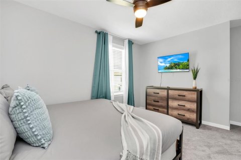 Villa ou maison à louer à Davenport, Floride: 5 chambres, 260.5 m2 № 2231386 - photo 4