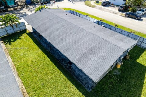 Immobilier commercial à vendre à Fort Lauderdale, Floride: 583.43 m2 № 2010374 - photo 3