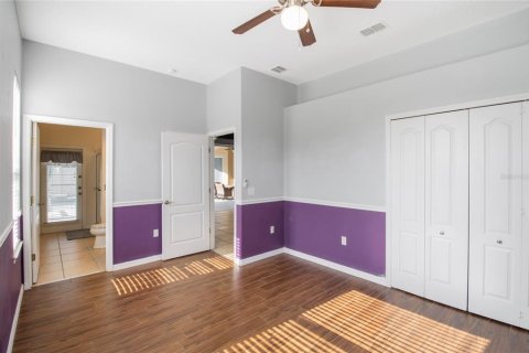House in Davenport, Florida 4 bedrooms, 239.87 sq.m. № 1916090 - photo 30