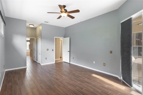 House in Davenport, Florida 4 bedrooms, 239.87 sq.m. № 1916090 - photo 24