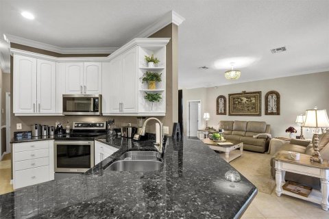 House in Lake Wales, Florida 3 bedrooms, 207.08 sq.m. № 1915974 - photo 16