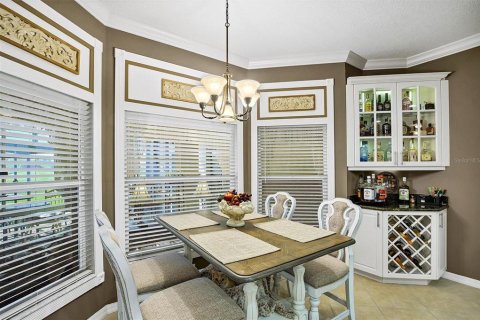 House in Lake Wales, Florida 3 bedrooms, 207.08 sq.m. № 1915974 - photo 10