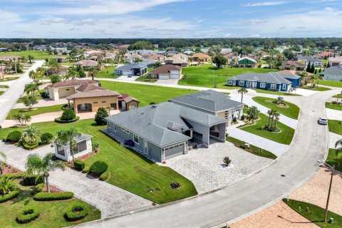 Купить виллу или дом в Полк-Сити, Флорида 5 комнат, 188.5м2, № 2302253 - фото 8
