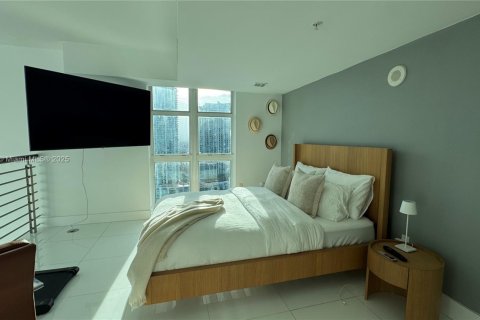 Condo in Miami, Florida, 2 bedrooms  № 1784030 - photo 18