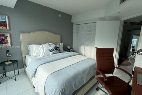 Condo in Miami, Florida, 2 bedrooms  № 1784030 - photo 11