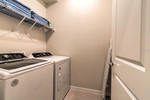 Купить виллу или дом в Клермон, Флорида 8 комнат, 304.16м2, № 2216272 - фото 16