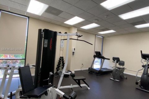 Copropriété à vendre à Aventura, Floride: 2 chambres, 101.82 m2 № 2090997 - photo 26