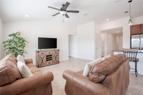 House in Palm Coast, Florida 3 bedrooms, 142.98 sq.m. № 1524909 - photo 15