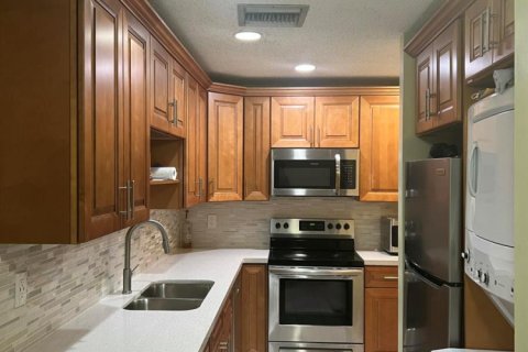 Condo à Delray Beach, Floride, 2 chambres  № 2193894