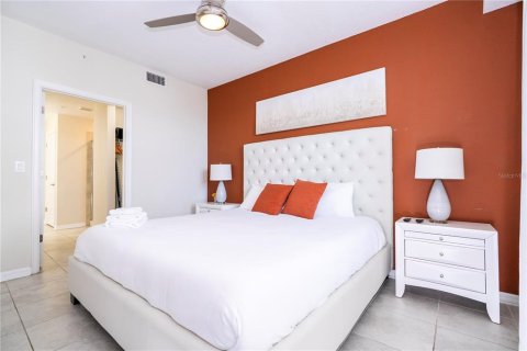 Condo in Kissimmee, Florida, 2 bedrooms  № 2405181 - photo 10
