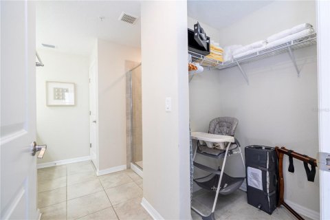 Condo in Kissimmee, Florida, 2 bedrooms  № 2405181 - photo 11