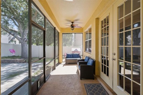 House in Mount Dora, Florida 4 bedrooms, 191.84 sq.m. № 2324719 - photo 23