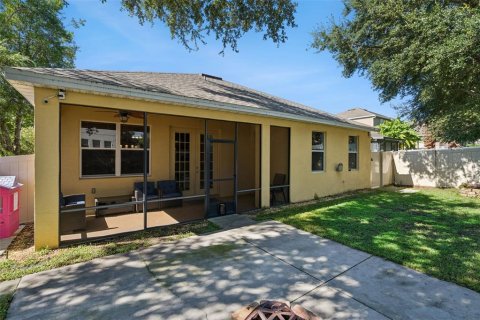 House in Mount Dora, Florida 4 bedrooms, 191.84 sq.m. № 2324719 - photo 24