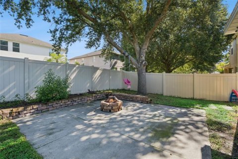 House in Mount Dora, Florida 4 bedrooms, 191.84 sq.m. № 2324719 - photo 26