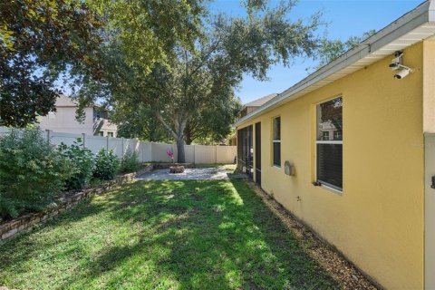 House in Mount Dora, Florida 4 bedrooms, 191.84 sq.m. № 2324719 - photo 25