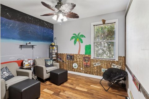 House in Mount Dora, Florida 4 bedrooms, 191.84 sq.m. № 2324719 - photo 18