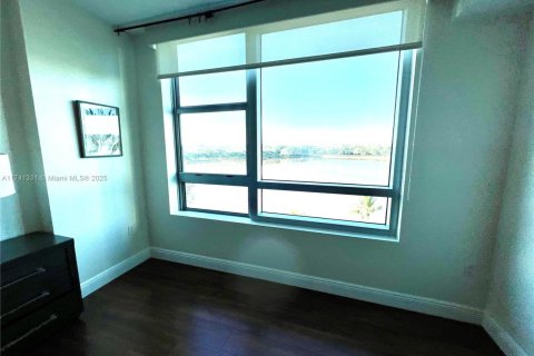 Condo in Sunrise, Florida, 2 bedrooms  № 1489564 - photo 26